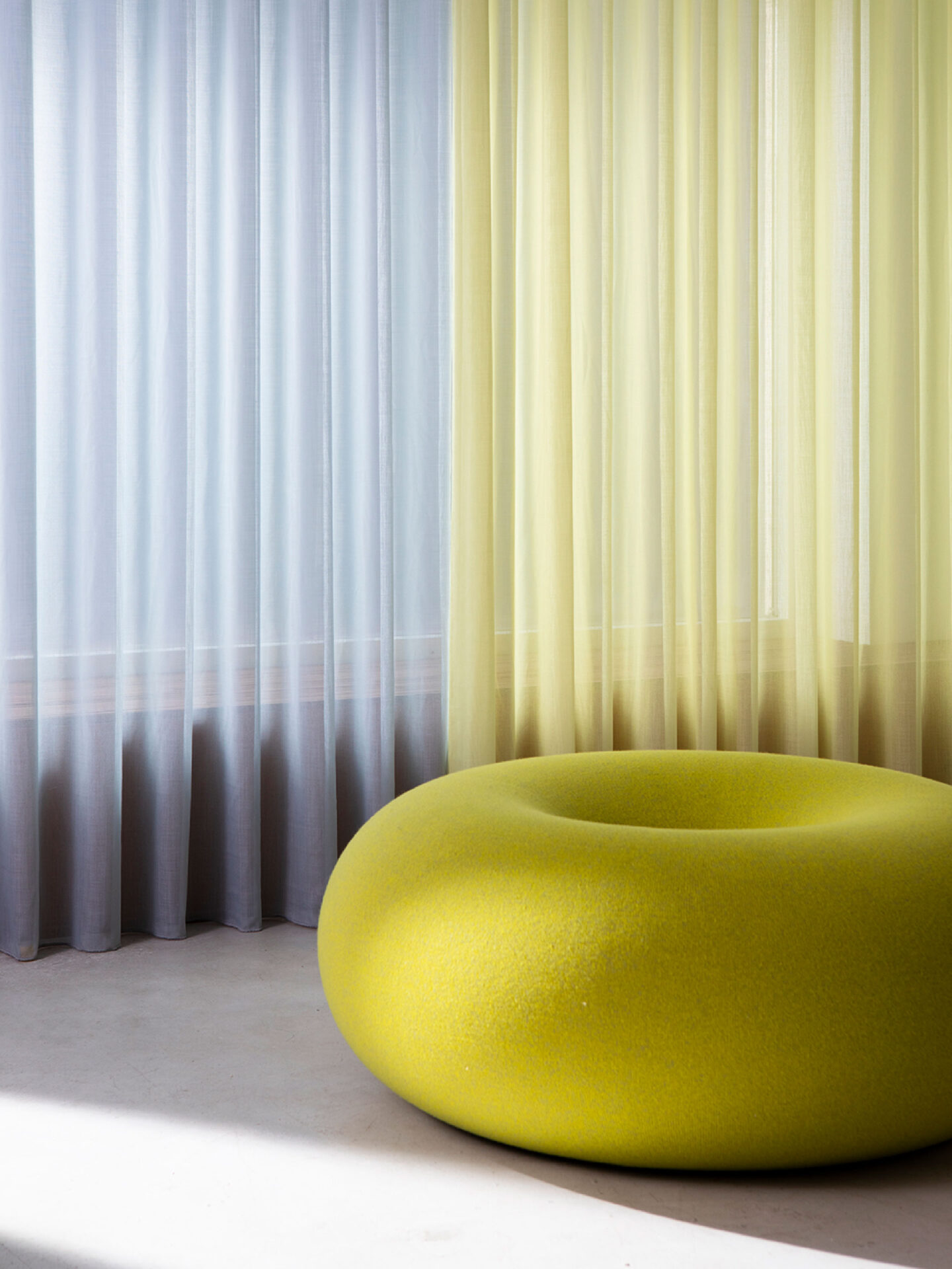 継ぎ目を減らして美しく。サステナブルレースのイメージ写真